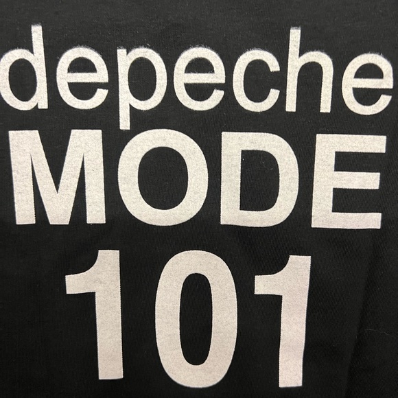 Depeche Mode graphic tshirt - Picture 4 of 4